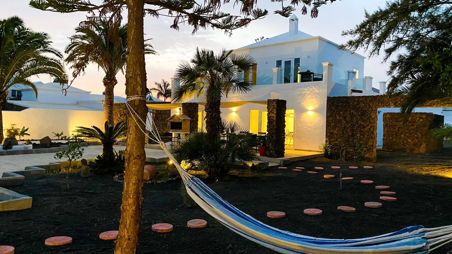 Villa Aivy Costa Teguise