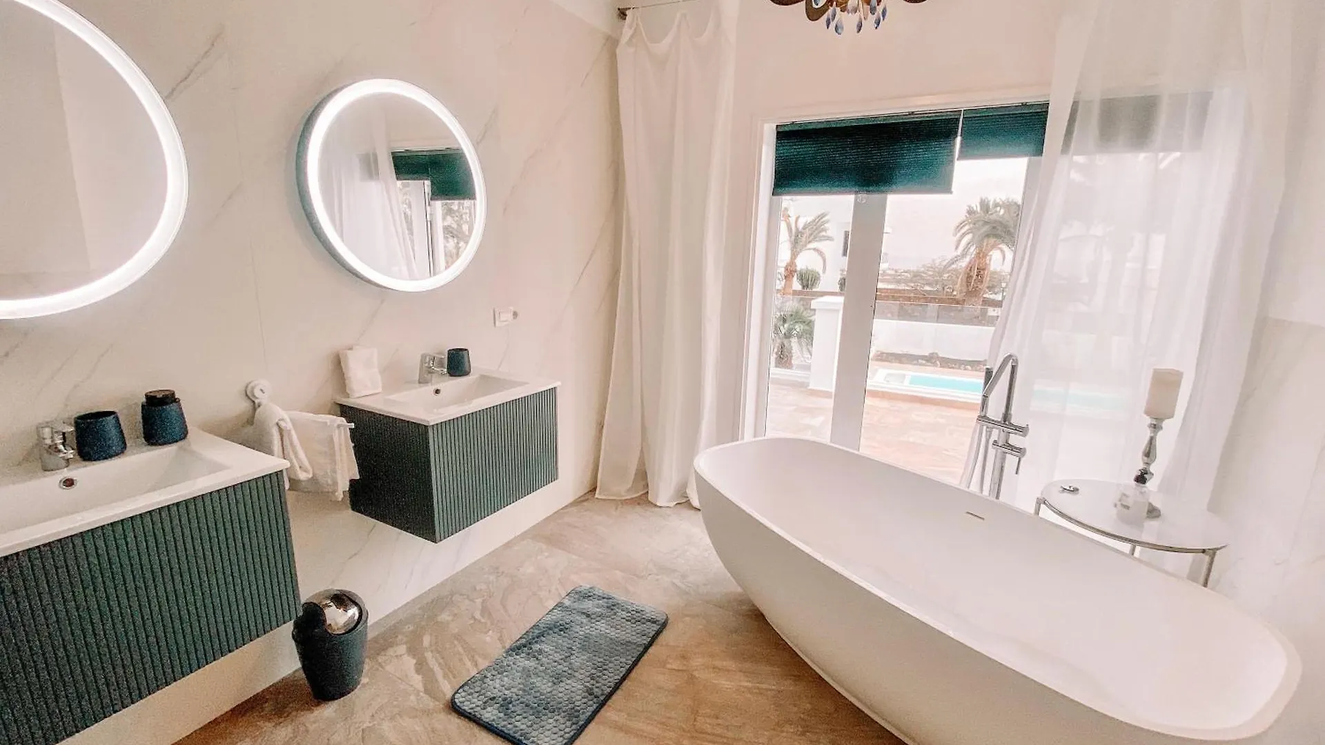 Villa Aivy Costa Teguise