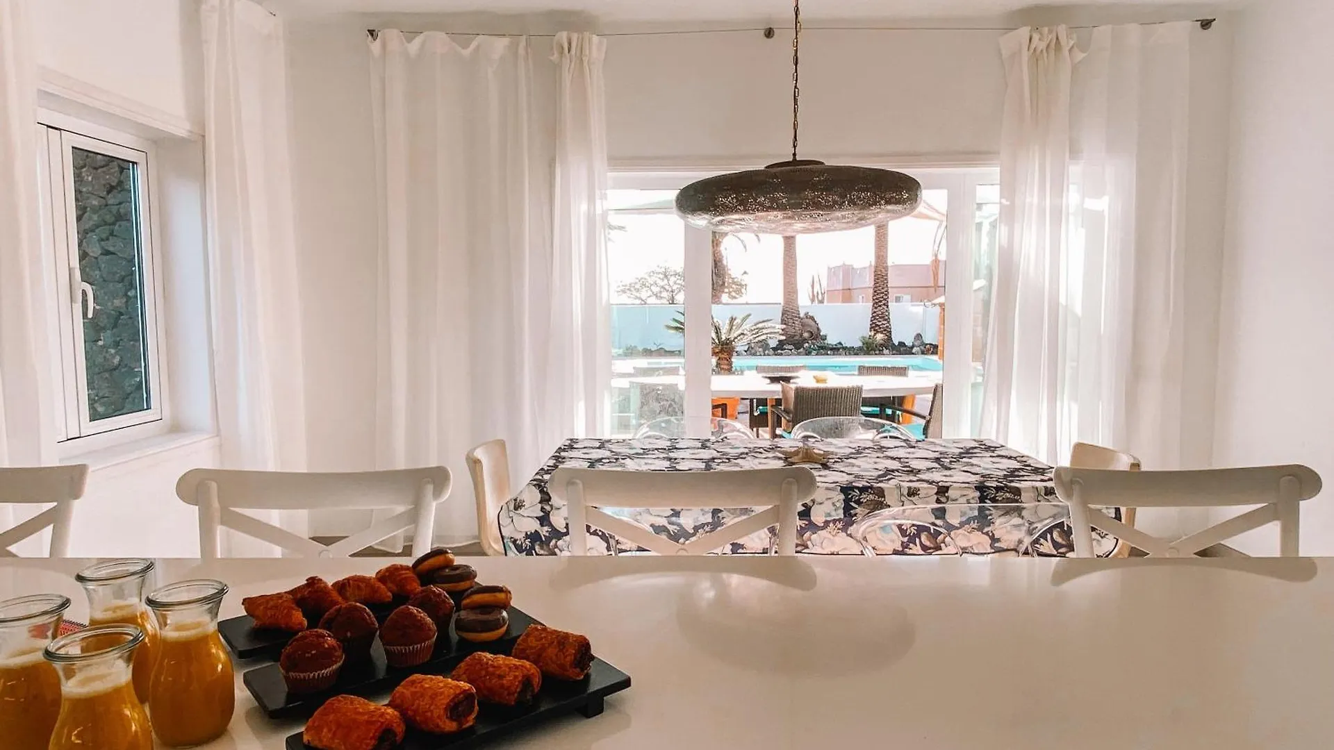 Villa Aivy Costa Teguise Spain
